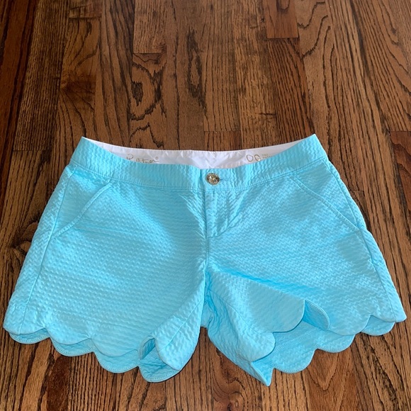 Lily Pulitzer Buttercup Stretch Short - Picture 1 of 5